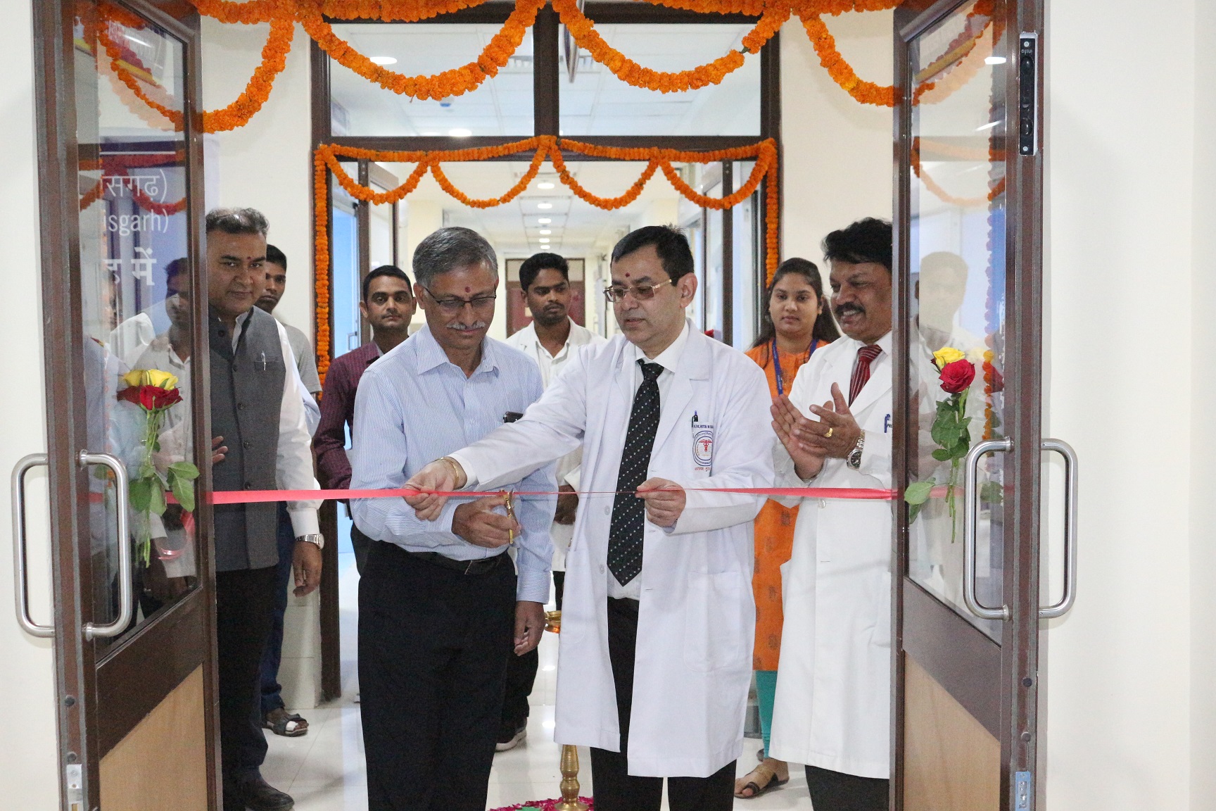 अध्यक्ष प्रोफेसर (डॉ।) जॉर्ज ए डिसूजा का एम्स रायपुर में दौरा |